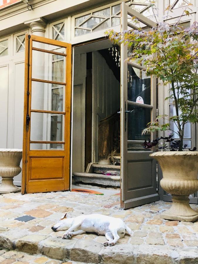 La Garconniere de Troyes Apartment Exterior foto